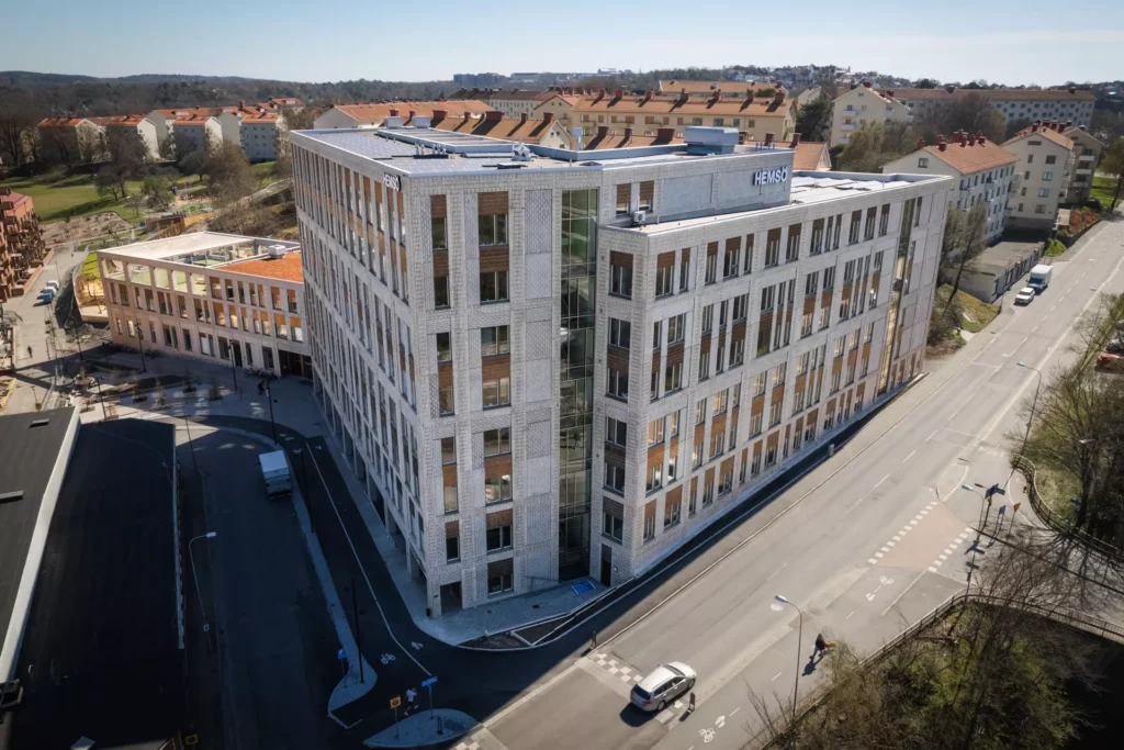 Silverkällan - grundskola och äldreboende i Göteborg