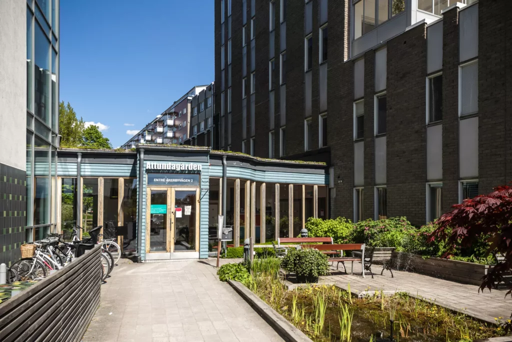 Entré till äldreboende