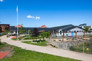 Förskola med lekgård
